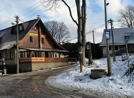 Casa de hóspedes Penzion A Restaurace U Zvonku