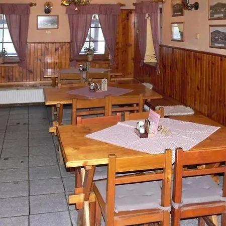Penzion A Restaurace U Zvonku